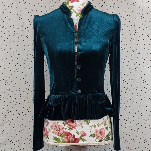 Grevercute Velvet Peplum Top - Size S - Picture 2 of 8